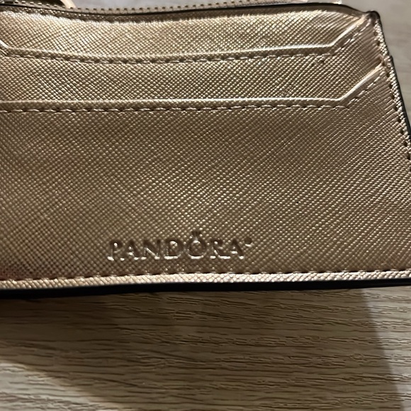 Pandora Gold Card Holder - Picture 4 of 4